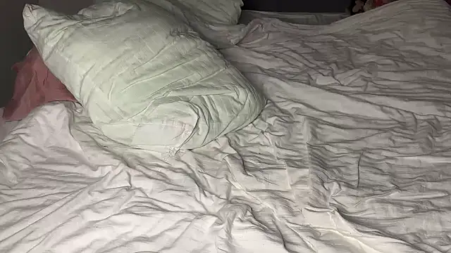 fluffy bunnyxxx online show from 18, 10, 2025