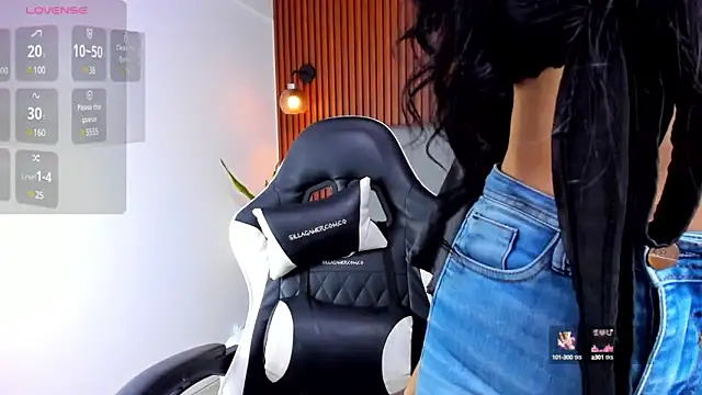 Snapshot of elissa_iris chatting on 14, 12, 2024 elissa iris online show from 14, 12, 2024