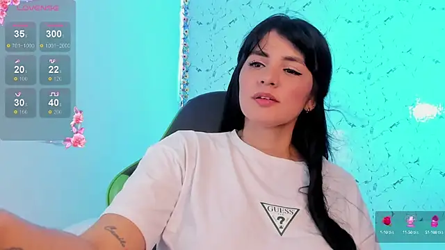 Snapshot of elissa_iris chatting on 25, 9, 2025 elissa iris online show from 25, 9, 2025