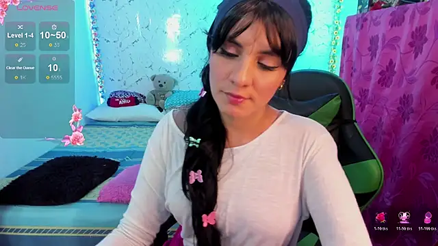 Snapshot of elissa_iris chatting on 28, 10, 2025 elissa iris online show from 28, 10, 2025