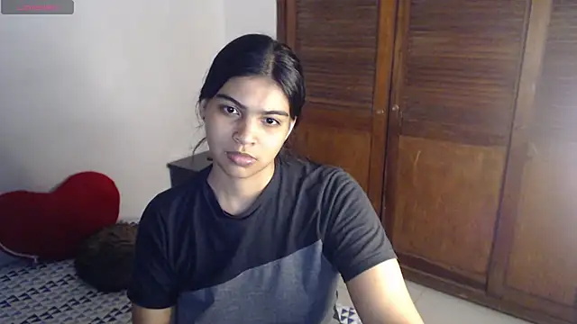 Pocahontas Princess  online show from 25, 10, 2025