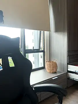 SophieRaily  online show from 18, 9, 2025