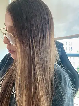 SophieRaily  online show from 26, 9, 2025