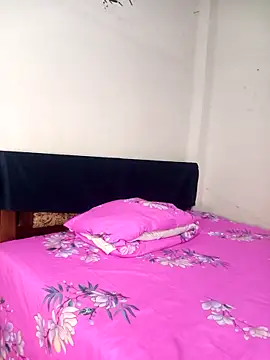 Snapshot of Aashixxx12 chatting on 4, 3, 2025 Aashixxx12 online show from 4, 3, 2025