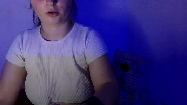 Snapshot of kila_lo chatting on 1, 2, 2025 kila lo online show from 1, 2, 2025