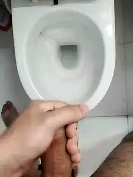 Snapshot of KeepCummingForYou73 chatting on 9, 3, 2025 KeepCummingForYou73 online show from 9, 3, 2025