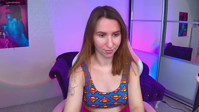 Snapshot of AliceBYKiss chatting on 19, 12, 2024 AliceBYKiss online show from 19, 12, 2024