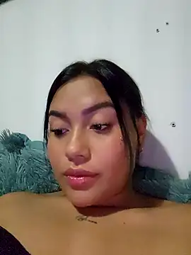 Snapshot of Val_clarck chatting on 16, 12, 2024 Val clarck online show from 16, 12, 2024