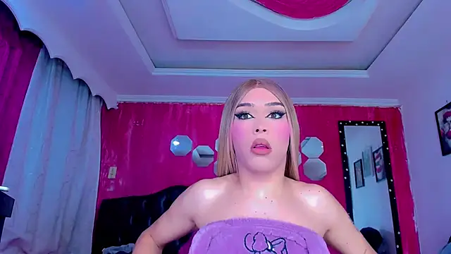 TiffanyMackensyy online show from 11, 6, 2026