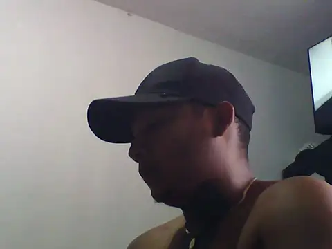 Realesf1114 online show from 5, 10, 2025