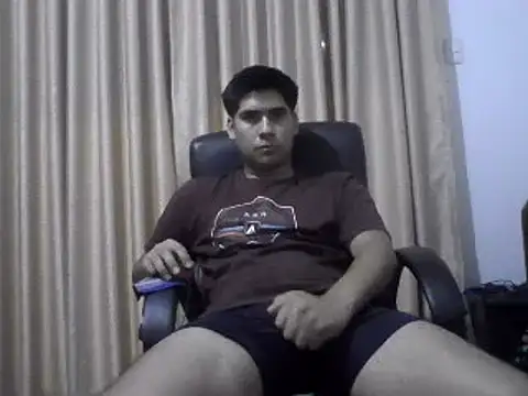 Snapshot of estudiante69 chatting on 9, 12, 2024 estudiante69 online show from 9, 12, 2024