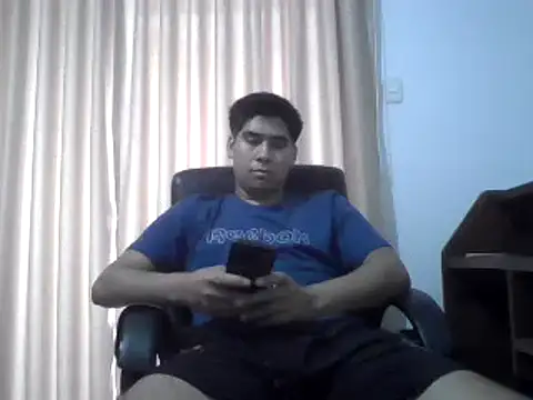 Snapshot of estudiante69 chatting on 9, 12, 2024 estudiante69 online show from 9, 12, 2024