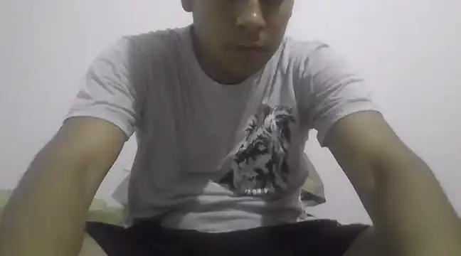 Snapshot of estudiante69 chatting on 6, 2, 2025 estudiante69 online show from 6, 2, 2025