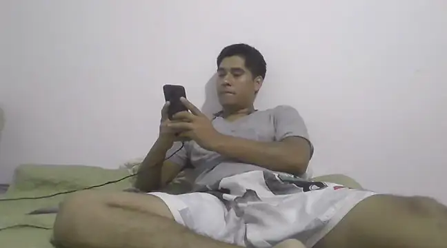 Snapshot of estudiante69 chatting on 24, 2, 2025 estudiante69 online show from 24, 2, 2025