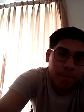 Snapshot of estudiante69 chatting on 26, 11, 2025 estudiante69 online show from 26, 11, 2025