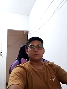 Snapshot of estudiante69 chatting on 13, 2, 2026 estudiante69 online show from 13, 2, 2026