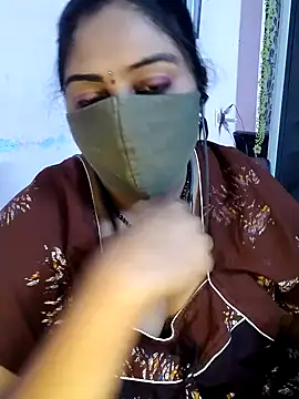 Snapshot of RomeoJuliet345 chatting on 23, 7, 2026 RomeoJuliet345 online show from 23, 7, 2026