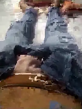 Snapshot of PracticalGum40 chatting on 19, 9, 2025 PracticalGum40 online show from 19, 9, 2025