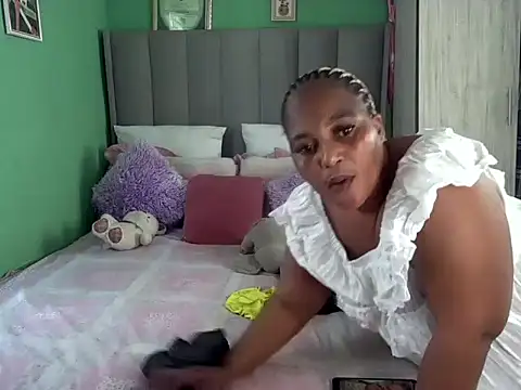 Snapshot of SexyEbony37X chatting on 25, 6, 2026 SexyEbony37X online show from 25, 6, 2026