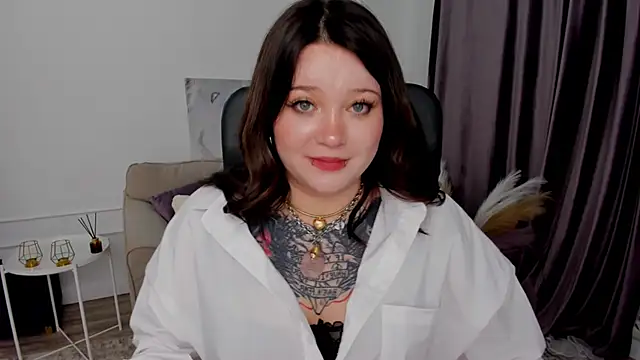 MoonLghte online show from 13, 3, 2025