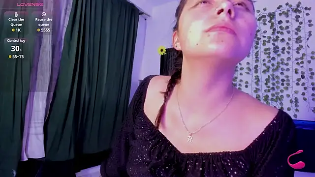Snapshot of Noellesable chatting on 4, 3, 2025 Noellesable online show from 4, 3, 2025