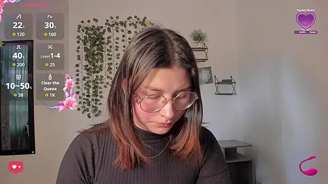 Snapshot of Noellesable chatting on 26, 9, 2025 Noellesable online show from 26, 9, 2025