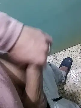 Steve98768 online show from 14, 12, 2024