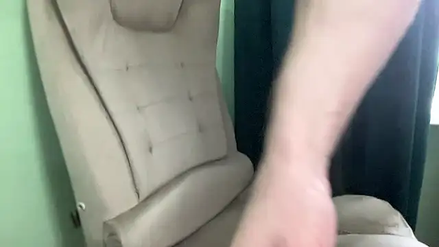 Snapshot of Mrbiceps23 chatting on 7, 3, 2026 Mrbiceps23 online show from 7, 3, 2026