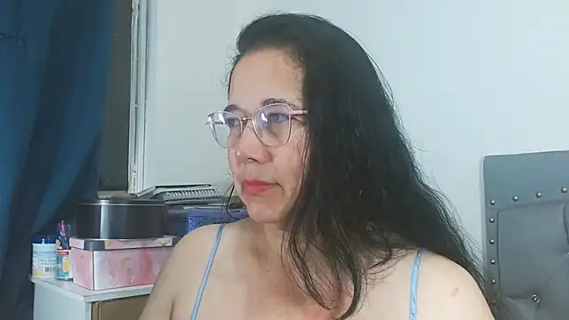 Snapshot of maturepriscila chatting on 3, 8, 2026 maturepriscila online show from 3, 8, 2026