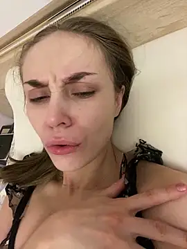 Burning girlss online show from 17, 12, 2024