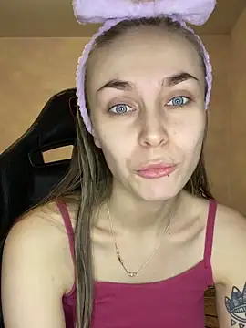 Burning girlss online show from 14, 1, 2025