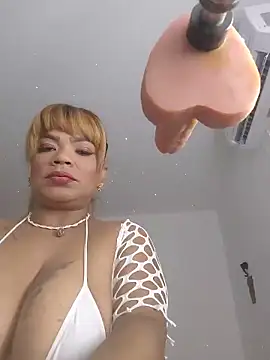 milf venus online show from 22, 5, 2026
