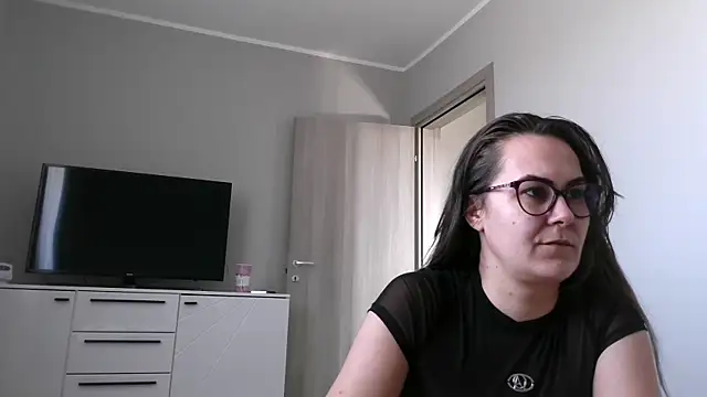 Snapshot of Antonia_1313 chatting on 5, 3, 2025 Antonia 1313 online show from 5, 3, 2025