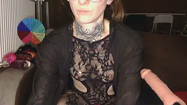 Snapshot of liloucamchaudee chatting on 4, 2, 2026 liloucamchaudee online show from 4, 2, 2026