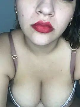 Snapshot of Amira__Fatima chatting on 8, 3, 2025 Amira  Fatima online show from 8, 3, 2025