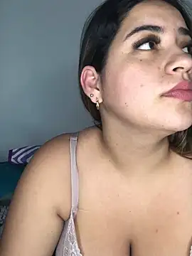 Snapshot of Amira__Fatima chatting on 10, 3, 2025 Amira  Fatima online show from 10, 3, 2025