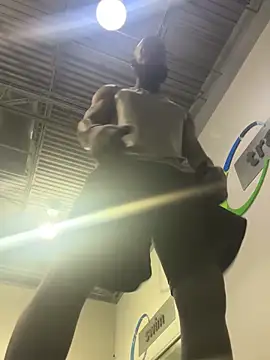 Melaneighted online show from 26, 2, 2025