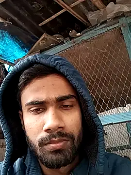 Skinny Bigass 23 online show from 23, 1, 2025