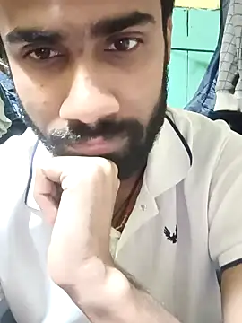 Skinny Bigass 23 online show from 5, 2, 2025