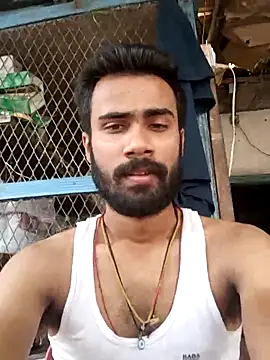 Skinny Bigass 23 online show from 12, 9, 2025