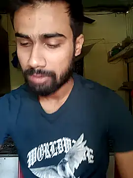 Snapshot of Skinny_Bigass_23 chatting on 19, 11, 2025 Skinny Bigass 23 online show from 19, 11, 2025