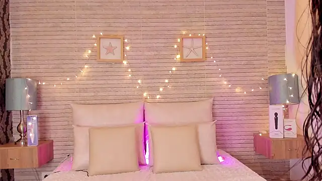 Catalinna Thompson online show from 27, 1, 2025