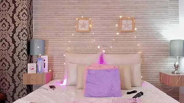 Catalinna Thompson online show from 16, 2, 2025