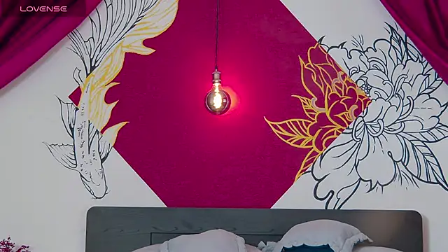 Lunamistyc online show from 8, 9, 2025