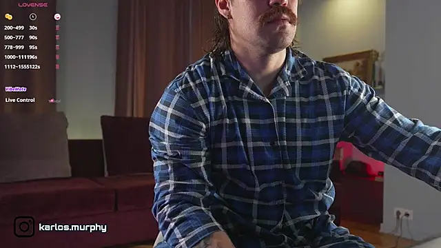 Snapshot of Karlos_Ripped_ chatting on 18, 12, 2025 Karlos Ripped online show from 18, 12, 2025