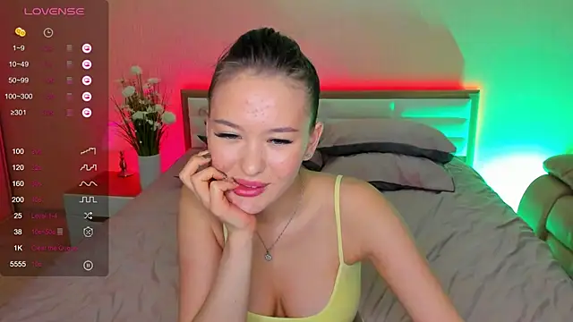 Snapshot of skinny_sissss chatting on 27, 12, 2024 skinny sissss online show from 27, 12, 2024