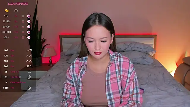 Snapshot of skinny_sissss chatting on 15, 9, 2025 skinny sissss online show from 15, 9, 2025