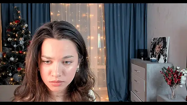 EmeliaReaper online show from 18, 2, 2025