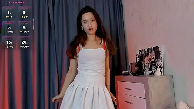 EmeliaReaper online show from 11, 9, 2025