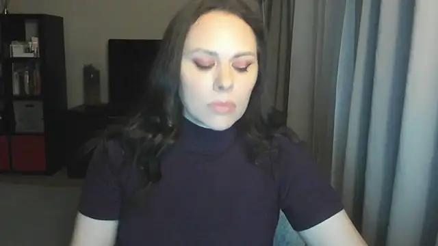 Snapshot of MollyCheiz chatting on 11, 4, 2026 MollyCheiz online show from 11, 4, 2026